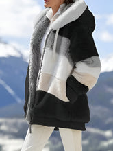 Load image into Gallery viewer, Contrasting Lamb Wool Padded Coat
