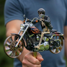 Load image into Gallery viewer, Motorrad-Windrad mit Skelett-Fahrer für Garten -    Zorenza
