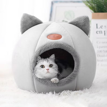 Load image into Gallery viewer, Cozy Cave Winter Cat &amp; Small Dog Bed

