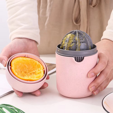 Load image into Gallery viewer, Portable Manual Citrus Juicer - Fresh Juice On-the-Go
