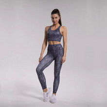 Load image into Gallery viewer, Seamless Women's Yoga Outfit with High Waist Leggings and Sports Bra 2 Piece Workout Set
