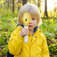 Load image into Gallery viewer, Kids Bug Catcher with 6x Magnifier and Easy Grip for Backyard Insect Watching

