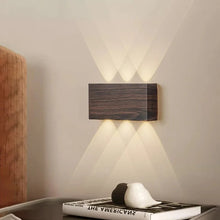 Load image into Gallery viewer, USB Touch Lamp with 3 Light Tones and 4000mAh Battery
