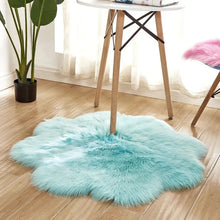 Load image into Gallery viewer, Fluffy Sheepskin Style Flower Rug for Bedroom
