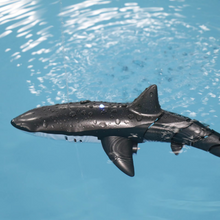 Load image into Gallery viewer, Remote Control Great White Shark Toy – Perfect Water Adventure for Kids!
