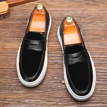 Load image into Gallery viewer, Korean Inspired Men's Casual Leather Sneakers With Thick Cushion Sole
