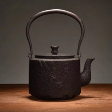 Load image into Gallery viewer, Pure Handmade Cast Iron Teapot with Traditional Lost Wax Craft
