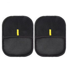 Load image into Gallery viewer, Pet Hair Removal Gloves for Dogs and Cats, Electrostatic Fur Remover for Carpets, Sofas, and Upholstery
