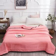 Load image into Gallery viewer, Summer Lightweight Quilt Solid Color All Season Comforter for Double Bed
