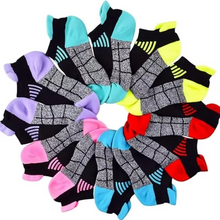 Load image into Gallery viewer, 6 Pairs Low Cut Breathable Sports Socks for Men and Women – Sweat Absorbing Odor Resistant Thin Running Socks for Gym and Everyday Wear
