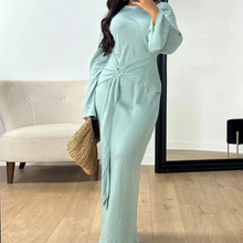 Load image into Gallery viewer, Women's Long Eid Abaya Dress – Modest Islamic Kaftan for Ramadan and Special Occasions
