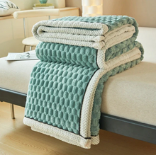 Load image into Gallery viewer, Cloud Cuddle Blanket Soft Sherpa Fleece Throw
