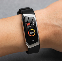 Load image into Gallery viewer, Smartwatch for Women with Heart Rate Monitor and IP67 Waterproof
