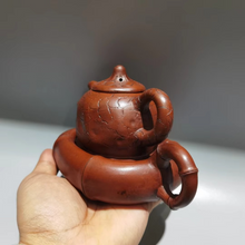 Load image into Gallery viewer, 6 Inch Yixing Purple Clay Teapot with Crack Texture Base
