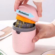 Load image into Gallery viewer, Portable Manual Citrus Juicer - Fresh Juice On-the-Go
