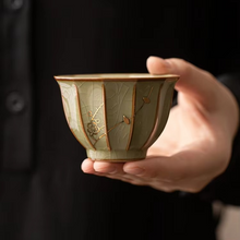 Load image into Gallery viewer, Elegant Porcelain Tea Set with Handcrafted Glaze Cups and Gift Box
