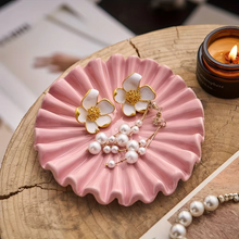 Load image into Gallery viewer, Elegant Ceramic Jewelry Tray with Ruffled Edge Decorative Organizer for Home
