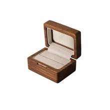 Load image into Gallery viewer, Natural Solid Wood Ring Box With Clear Window Lid
