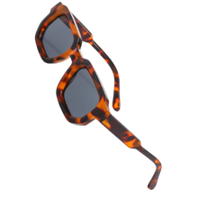 Load image into Gallery viewer, Bold Energy Rectangle UV Sunglasses  -Leopard Grey - Ozerty
