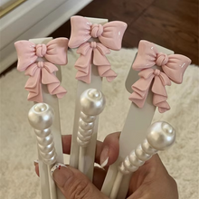 Load image into Gallery viewer, Elegant Pearl Bow Over-the-Door Double Hook Rack for Cabinets and Kitchens

