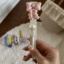 Load image into Gallery viewer, Elegant Pearl Bow Over-the-Door Double Hook Rack for Cabinets and Kitchens
