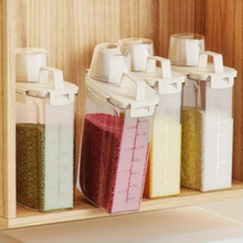 Load image into Gallery viewer, 2.5 Quart Airtight Food Storage Container with Lid for Grains Nuts Flour and Rice
