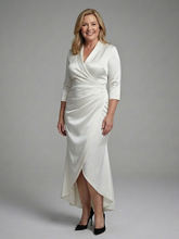 Load image into Gallery viewer, Hyacintha | Relaxed Long-Sleeve Midi Dress
