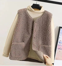 Load image into Gallery viewer, Plush vest
