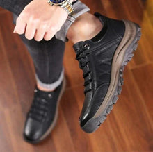 Load image into Gallery viewer, Mens Arch Support Shoes with Weatherproof Cowhide and Rubber Traction Sole
