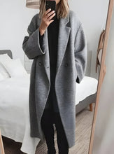 Load image into Gallery viewer, Oversize women's cashmere coat with lapel collar
