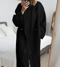 Load image into Gallery viewer, Oversize women's cashmere coat with lapel collar
