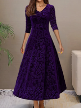 Load image into Gallery viewer, Elegant flared dress
