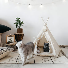 Load image into Gallery viewer, Bohemian Pet TeePee
