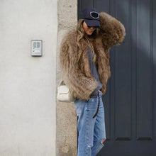 Load image into Gallery viewer, Women's Fashion Plush Faux Fur Jacket
