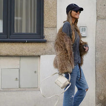 Load image into Gallery viewer, Women's Fashion Plush Faux Fur Jacket
