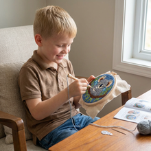 Load image into Gallery viewer, Beginner Embroidery Craft Kit with Punch Needle and Yarn
