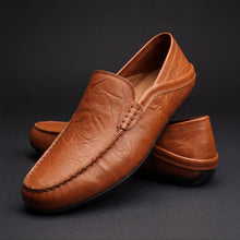 Load image into Gallery viewer, Océane | Classic Modern Polished Loafers
