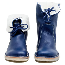 Load image into Gallery viewer, Vintage Full Grain Boots with Wool Lining and Crepe Rubber Sole
