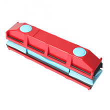 Load image into Gallery viewer, Magnetic Window Cleaner: Double-Sided Tool for Effortless Window Cleaning
