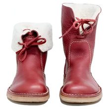 Load image into Gallery viewer, Vintage Full Grain Boots with Wool Lining and Crepe Rubber Sole
