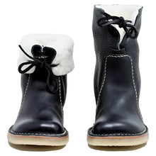 Load image into Gallery viewer, Vintage Full Grain Boots with Wool Lining and Crepe Rubber Sole
