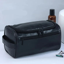 Load image into Gallery viewer, Men's Large Leather Travelling Toiletry Bag
