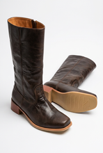 Load image into Gallery viewer, Sleek women's mid-calf boots, featuring a sturdy block heel and a fashionable closed-toe design.
